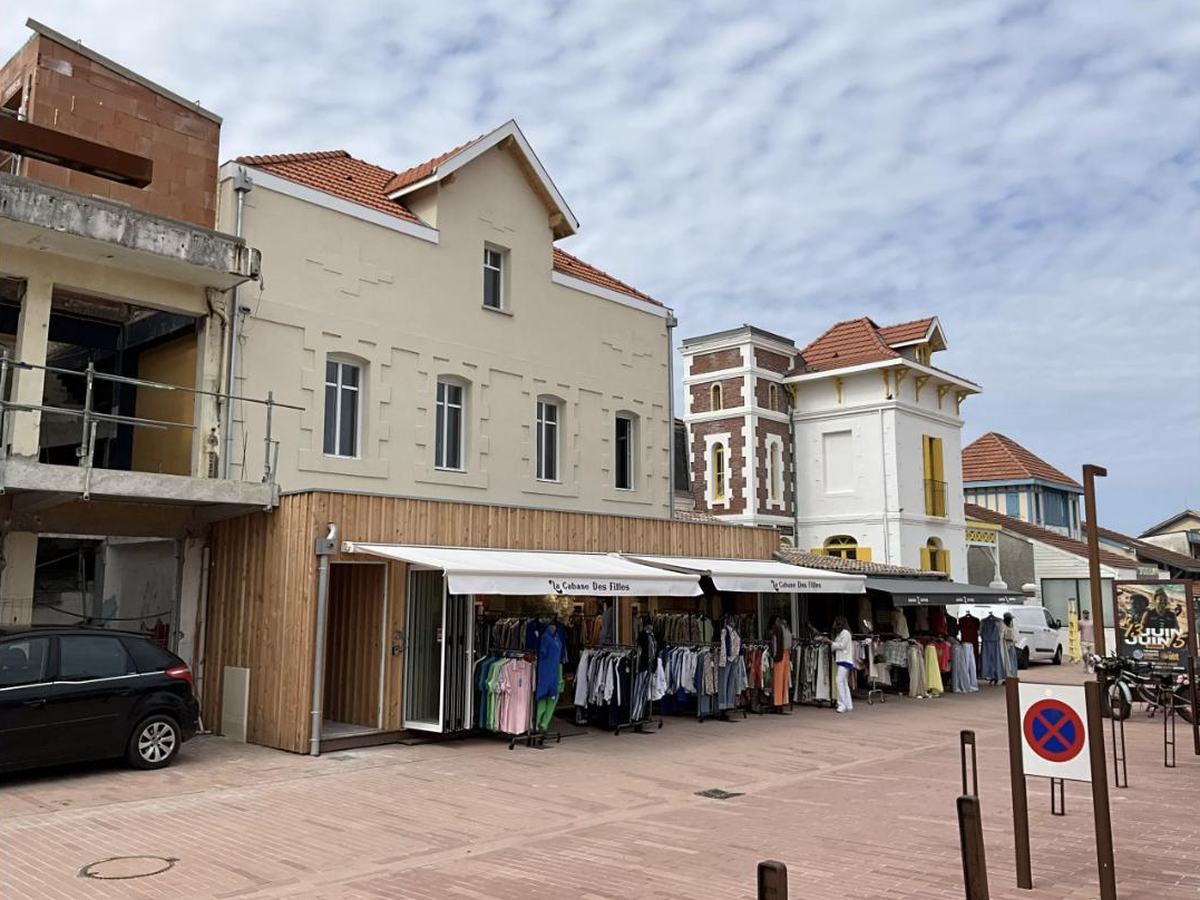 Réunion de chantier hebdomadaire en mission OPC